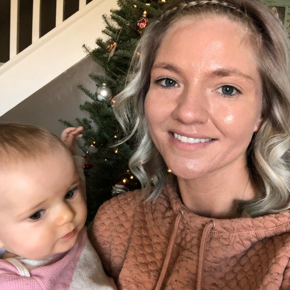 Meet your Posher, Katie - Picture 3 of 4